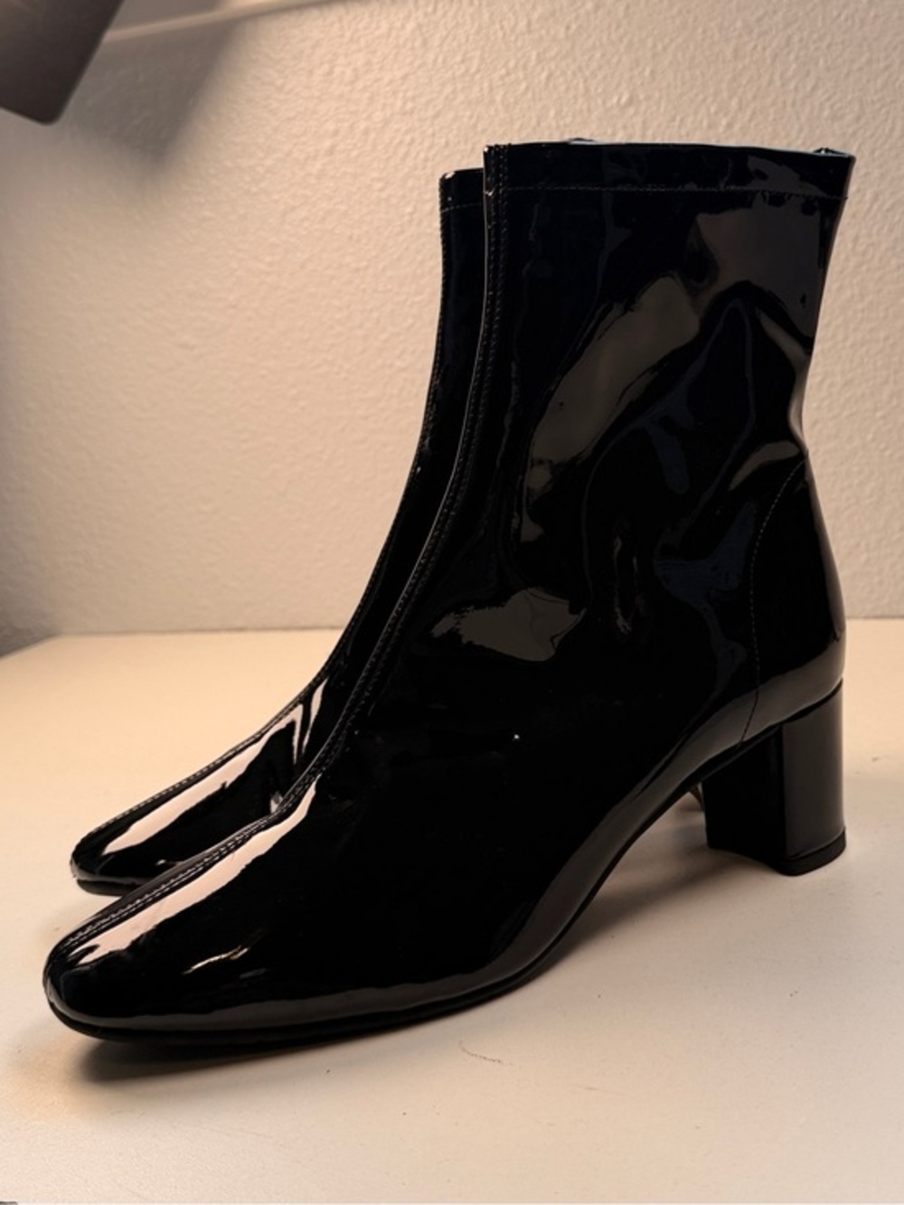 Aquatalia Ulyssa Black Patent Leather Ankle Boots Size 9.5 Italy